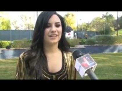 Voto Latino _ Behind the Scenes with Demi Lovato (503) - Demilush - Voto Latino Behind the Scenes with Demi Lovato Part oo2