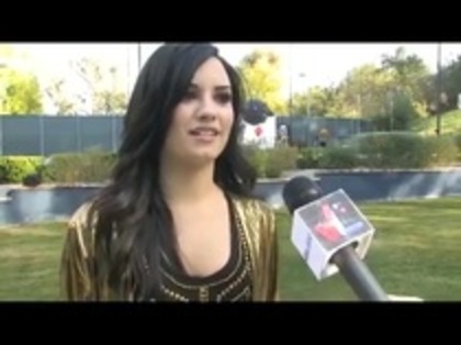 Voto Latino _ Behind the Scenes with Demi Lovato (515) - Demilush - Voto Latino Behind the Scenes with Demi Lovato Part oo2
