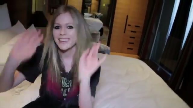 Avril Lavigne - Goodbye 0484