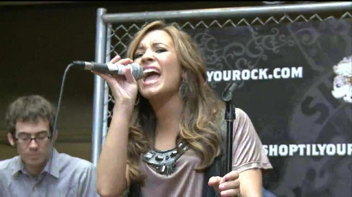 Demi Lovato  Live at Glendale Galleria  in LA for Cambio in HD 05888