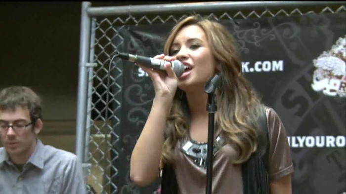 Demi Lovato  Live at Glendale Galleria  in LA for Cambio in HD 05904 - Demilush Live at Glendale Galleria in LA for Cambio Part o11