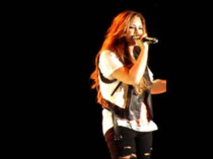 Demi Lovato - Moves Like Jagger (12) - Demilush - Moves Like Jagger Strawberry Festival oo1