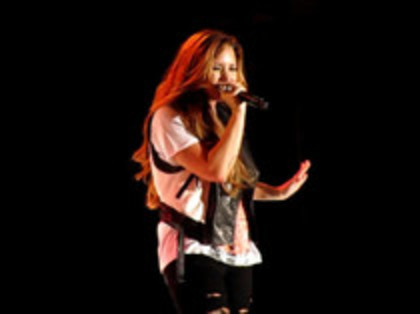 Demi Lovato - Moves Like Jagger (19) - Demilush - Moves Like Jagger Strawberry Festival oo1