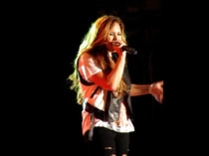 Demi Lovato - Moves Like Jagger (21) - Demilush - Moves Like Jagger Strawberry Festival oo1
