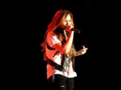 Demi Lovato - Moves Like Jagger (23) - Demilush - Moves Like Jagger Strawberry Festival oo1