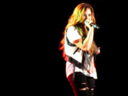Demi Lovato - Moves Like Jagger (62)