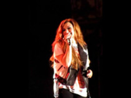 Demi Lovato - Moves Like Jagger (72) - Demilush - Moves Like Jagger Strawberry Festival oo1