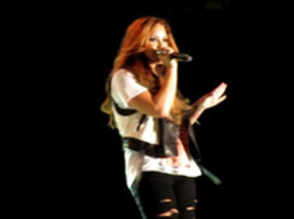 Demi Lovato - Moves Like Jagger (4) - Demilush - Moves Like Jagger Strawberry Festival oo1