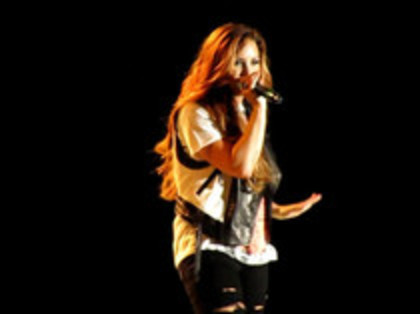 Demi Lovato - Moves Like Jagger (38) - Demilush - Moves Like Jagger Strawberry Festival oo1