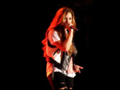 Demi Lovato - Moves Like Jagger (53) - Demilush - Moves Like Jagger Strawberry Festival oo1