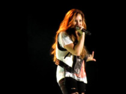 Demi Lovato - Moves Like Jagger (64) - Demilush - Moves Like Jagger Strawberry Festival oo1
