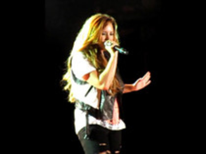 Demi Lovato - Moves Like Jagger (17) Demi Lovato - Moves Like Jagger (17)