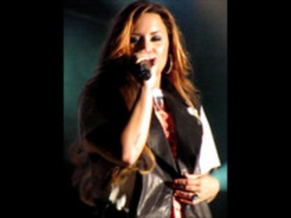 Demi Lovato - Moves Like Jagger (114) - Demilush - Moves Like Jagger Strawberry Festival oo1