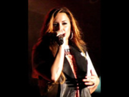 Demi Lovato - Moves Like Jagger (116) - Demilush - Moves Like Jagger Strawberry Festival oo1