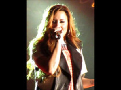 Demi Lovato - Moves Like Jagger (497) - Demilush - Moves Like Jagger Strawberry Festival oo2