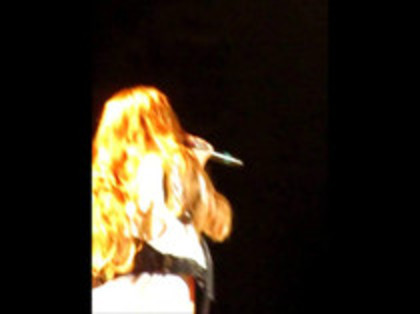 Demi Lovato - Moves Like Jagger (553)