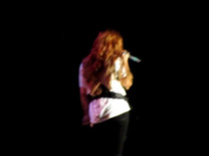 Demi Lovato - Moves Like Jagger (580)