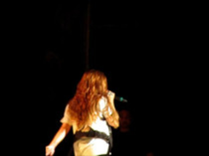 Demi Lovato - Moves Like Jagger (582)