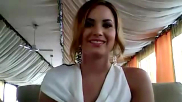 Demi Lovato - Message for her Italian Fans 024 - Demilush - Message for her Italian Fans