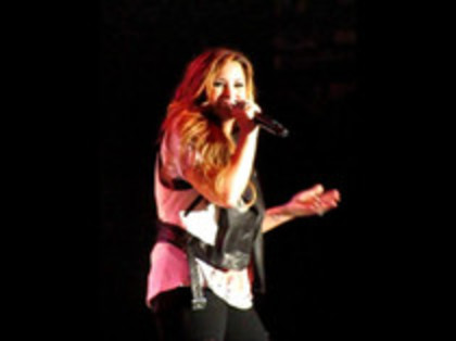 Demi Lovato - Moves Like Jagger (1944) - Demilush - Moves Like Jagger Strawberry Festival oo5