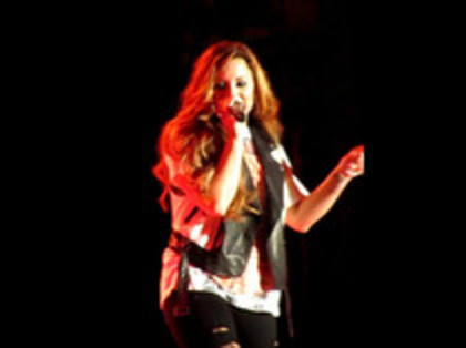 Demi Lovato - Moves Like Jagger (2029) - Demilush - Moves Like Jagger Strawberry Festival oo5