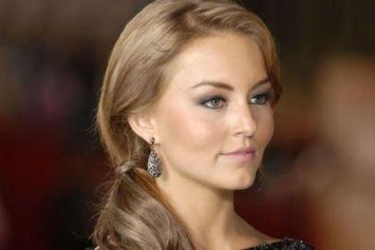 301353_247521205288488_155549861152290_758600_8278497_n[1] - Angelique boyer