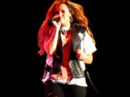 Demi Lovato - Moves Like Jagger (2406) - Demilush - Moves Like Jagger Strawberry Festival oo6