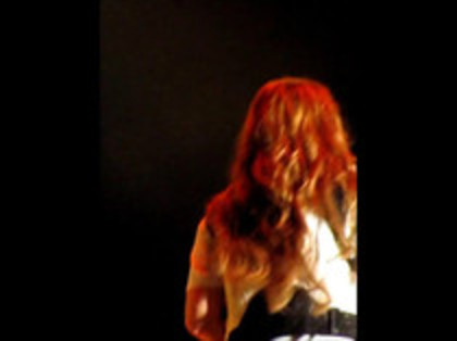 Demi Lovato - Moves Like Jagger (2500)