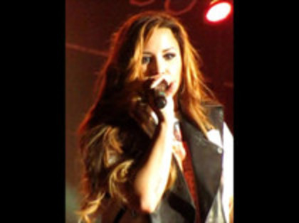 Demi Lovato - Moves Like Jagger (2459) - Demilush - Moves Like Jagger Strawberry Festival oo6