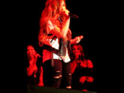 Demi Lovato - Moves Like Jagger (2965) - Demilush - Moves Like Jagger Strawberry Festival oo7