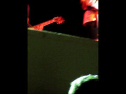 Demi Lovato - Moves Like Jagger (2900)