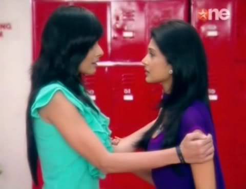 Walo04thSept2009DMGSnapshot27 - xxJennifer Winget si Sunania Guliaxx