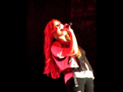 Demi Lovato - Moves Like Jagger (3463)