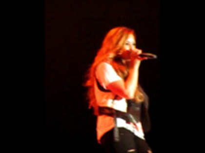 Demi Lovato - Moves Like Jagger (3900)