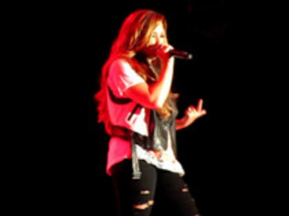Demi Lovato - Moves Like Jagger (4335) - Demilush - Moves Like Jagger Strawberry Festival o10