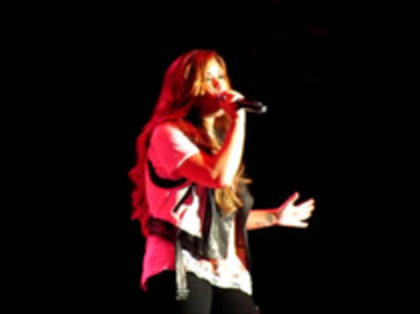 Demi Lovato - Moves Like Jagger (4340) - Demilush - Moves Like Jagger Strawberry Festival o10