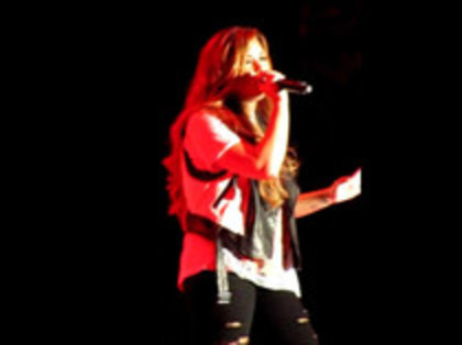 Demi Lovato - Moves Like Jagger (4343) - Demilush - Moves Like Jagger Strawberry Festival o10