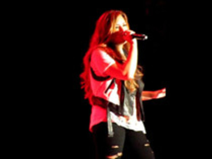 Demi Lovato - Moves Like Jagger (4345) - Demilush - Moves Like Jagger Strawberry Festival o10