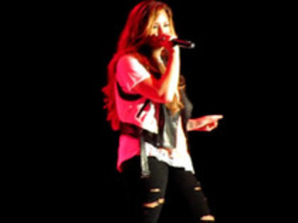 Demi Lovato - Moves Like Jagger (4352) - Demilush - Moves Like Jagger Strawberry Festival o10