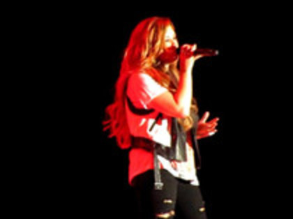 Demi Lovato - Moves Like Jagger (4369) - Demilush - Moves Like Jagger Strawberry Festival o10