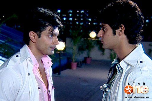 267352_126958137390110_100002277740243_211115_573966_n - xxKaran Singh Grover si Karan Wahi-Armaan si Sidxx