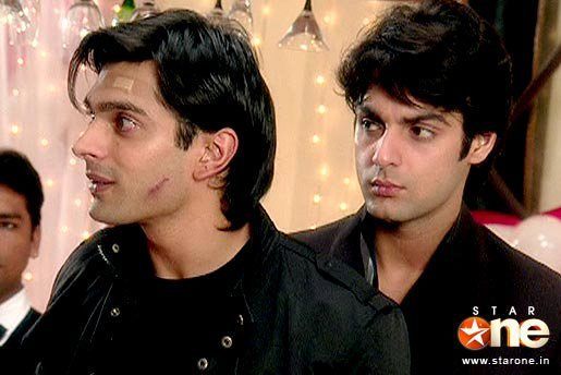 269809_126952840723973_100002277740243_211028_1822701_n - xxKaran Singh Grover si Karan Wahi-Armaan si Sidxx