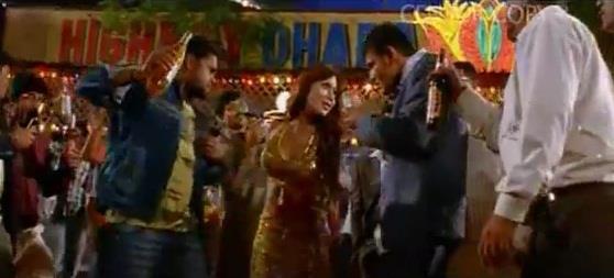 Sara Khan in Love [420]