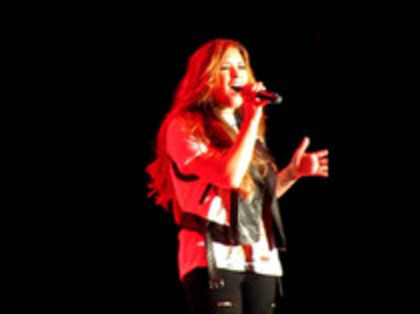 Demi Lovato - Moves Like Jagger (4399)