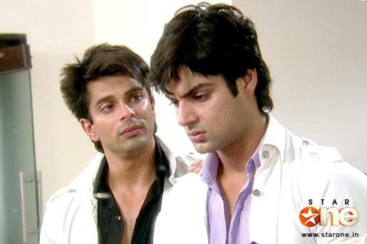 260248_126965650722692_100002277740243_211289_4649349_n - xxKaran Singh Grover si Karan Wahi-Armaan si Sidxx