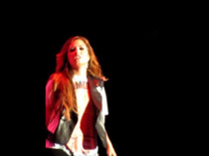 Demi Lovato - Moves Like Jagger (4420)