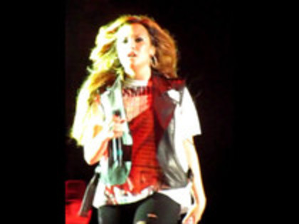 Demi Lovato - Moves Like Jagger (4428) - Demilush - Moves Like Jagger Strawberry Festival o10
