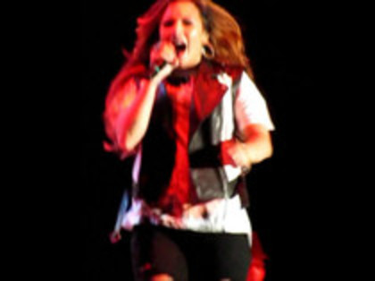 Demi Lovato - Moves Like Jagger (4431) - Demilush - Moves Like Jagger Strawberry Festival o10