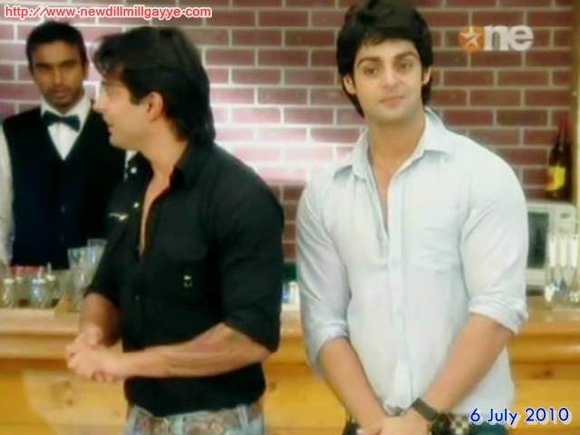 Dill Mil_0320 - xxKaran Singh Grover si Karan Wahi-Armaan si Sidxx