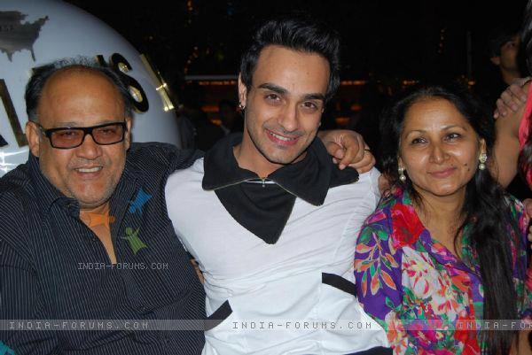 Next set in Love [198]